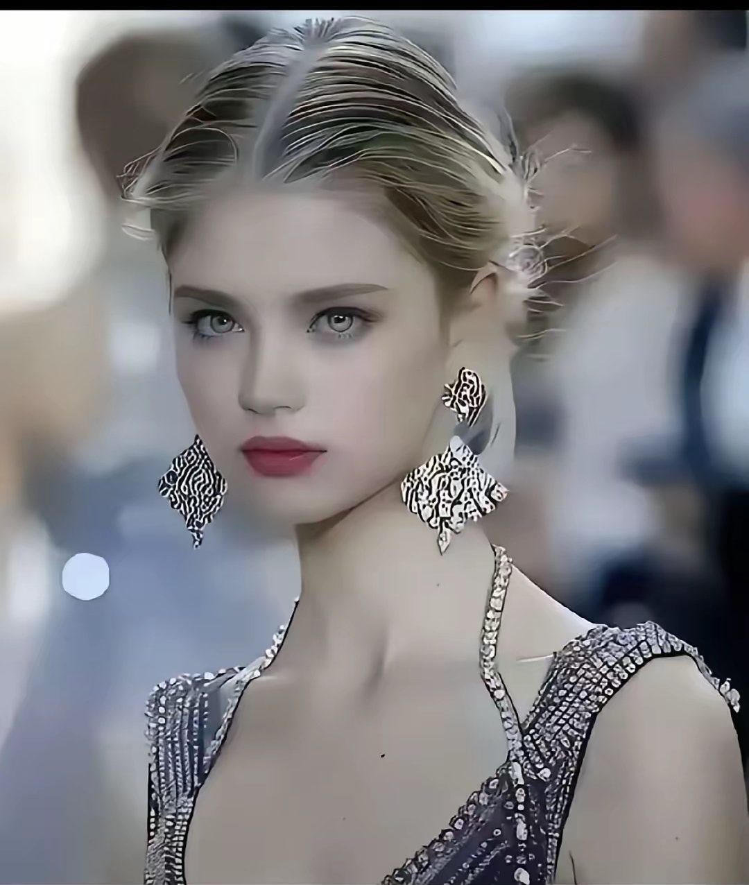 俄罗斯体操选手实现个人全能三连冠的简单介绍