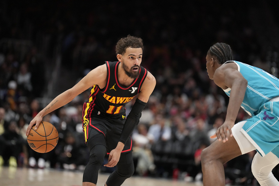 od体育入口-老鹰控卫特雷杨助力球队取得胜利