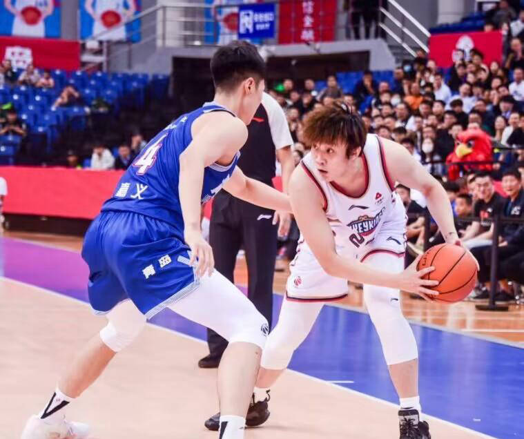 od体育中国官网-新秀崭露头角，表现出色引人注目