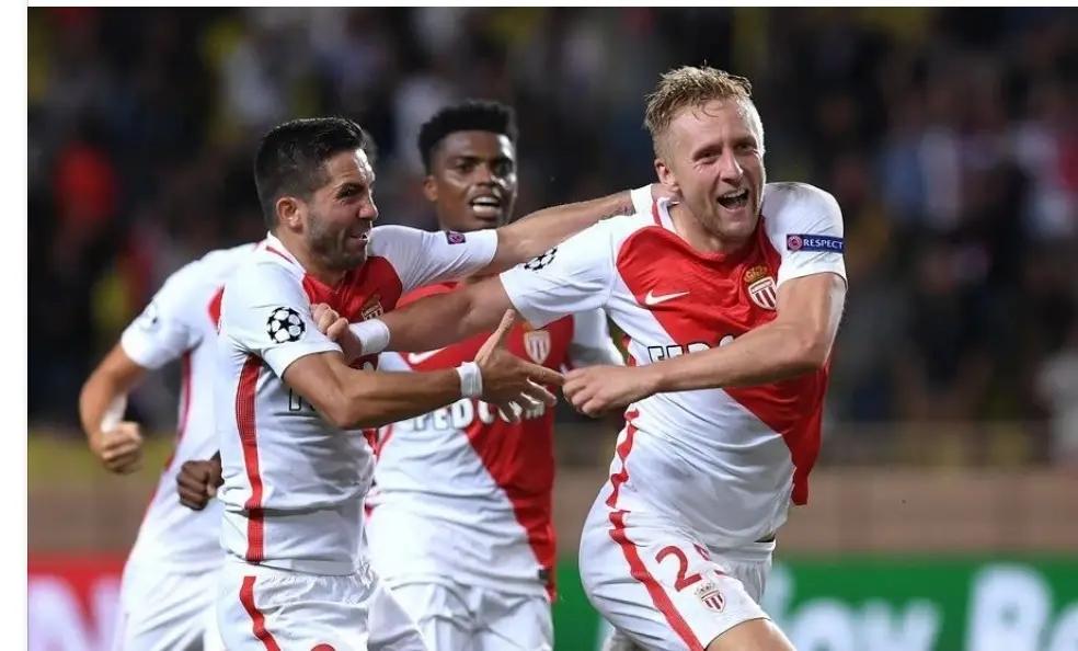 摩纳哥队员状态低迷,不敌对手 摩纳哥队员状态低迷,不敌对手