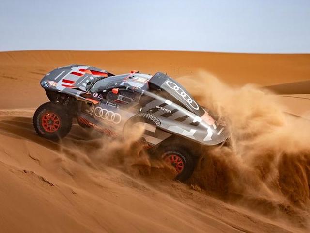 关于汽车拉力赛中选手速度惊人,脱颖而出的信息 关于汽车拉力赛中选手速度惊人,脱颖而出的信息