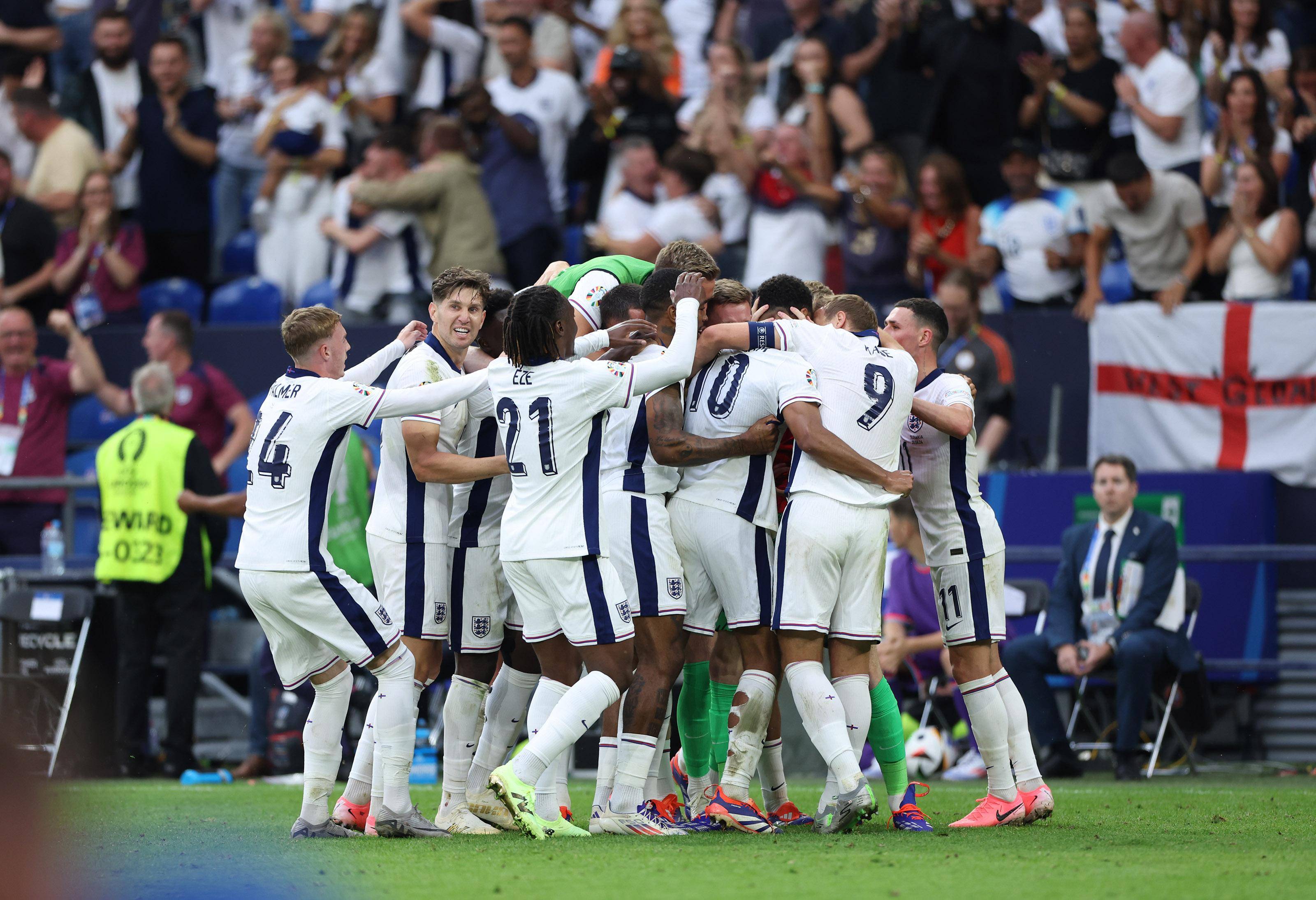 英格兰大胜瑞士,提前晋级欧洲杯 英格兰大胜瑞士,提前晋级欧洲杯